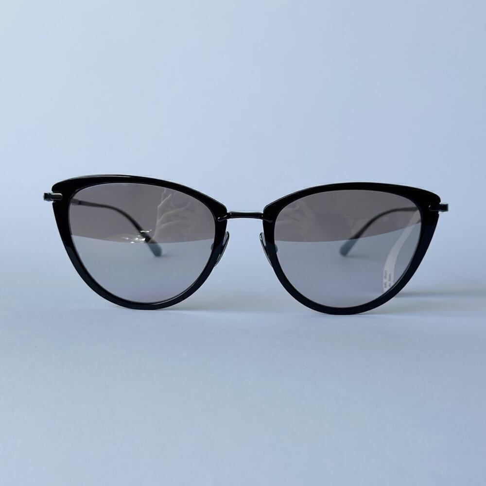 Classic Black Cat-Eye Sunglasses - Women's Accessories